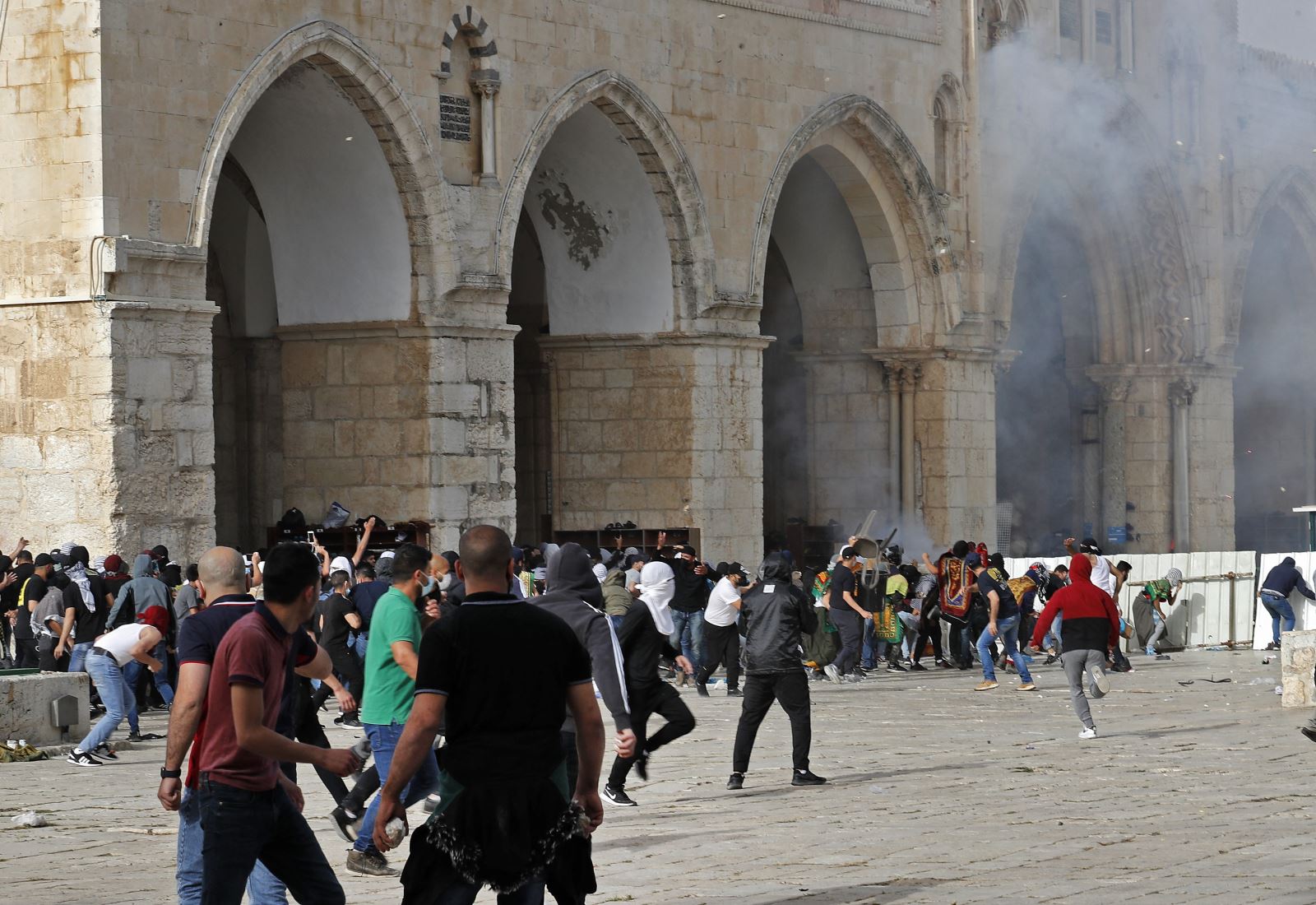 Ai sẽ ngăn bạo lực ở Trung Đông?